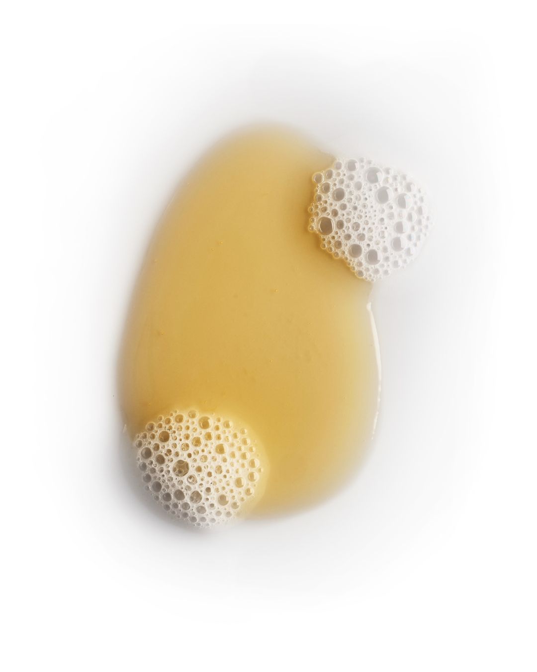 Fig Milk oil lathering into a soft, milky foam